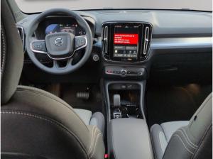Volvo XC40 B3 B DKG Plus Dark+LichtPak+Standh.+SOFORT