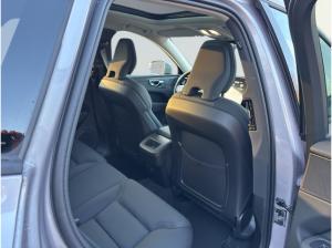 Volvo XC60 B5 Benzin AWD Core 19'' Panorama ACC Harman LED e-Sitze 360 Kamera DAB