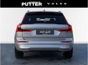 Volvo XC60 B5 Benzin AWD Core 19'' Panorama ACC Harman LED e-Sitze 360 Kamera DAB
