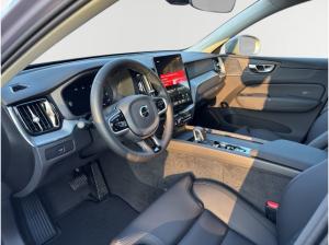 Volvo XC60 B5 Benzin AWD Core 19'' Panorama ACC Harman LED e-Sitze 360 Kamera DAB