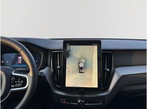 Volvo XC60 B5 Benzin AWD Core 19'' Panorama ACC Harman LED e-Sitze 360 Kamera DAB