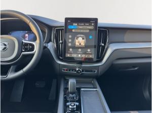 Volvo XC60 B5 Benzin AWD Core 19'' Panorama ACC Harman LED e-Sitze 360 Kamera DAB