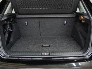 Skoda Kamiq Selection 1,5TSI DSG AHK LED ACC