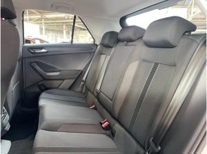 Volkswagen T-Roc Life TSI DSG LED ParkAssist SHZ KlimaA PDC