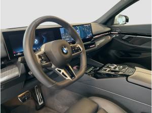 BMW 520 i Touring M Sport AHK Standheizung Autobahnassistent