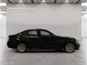 BMW 320 i xDrive Limousine M Sport AHK Kamera HiFi