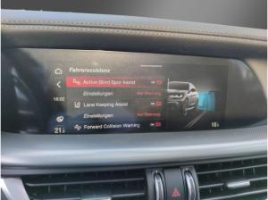 Alfa Romeo Stelvio Veloce Q4 2.0 Turbo-21 Zoll-Panoramadach-