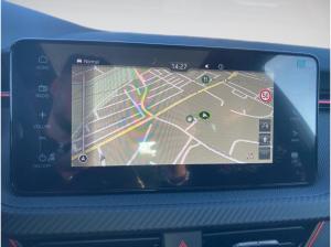 Skoda Kamiq 1.5 TSI Monte Carlo MATRIX.PANO.TravelA+.AHK.KAM.eHECK.NAV.WINTER.SignA.KE