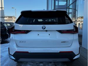 BMW iX1 eDrive20 18-Zoll/AHK/SportSitz/AC-PROF/HK-HiF
