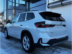 BMW iX1 eDrive20 18-Zoll/AHK/SportSitz/AC-PROF/HK-HiF