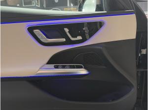 Mercedes-Benz E 200 d T Avantgarde Digital-Light Distronic AHK
