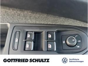 Volkswagen Golf VIII LIFE TSI NAVI SITZHEIZUNG EINPARKHILFE LED