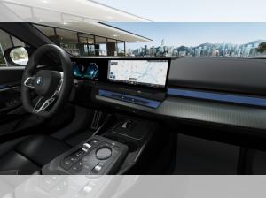 BMW i5 eDrive40 Touring ab 07/2026 als Vorführwagen!