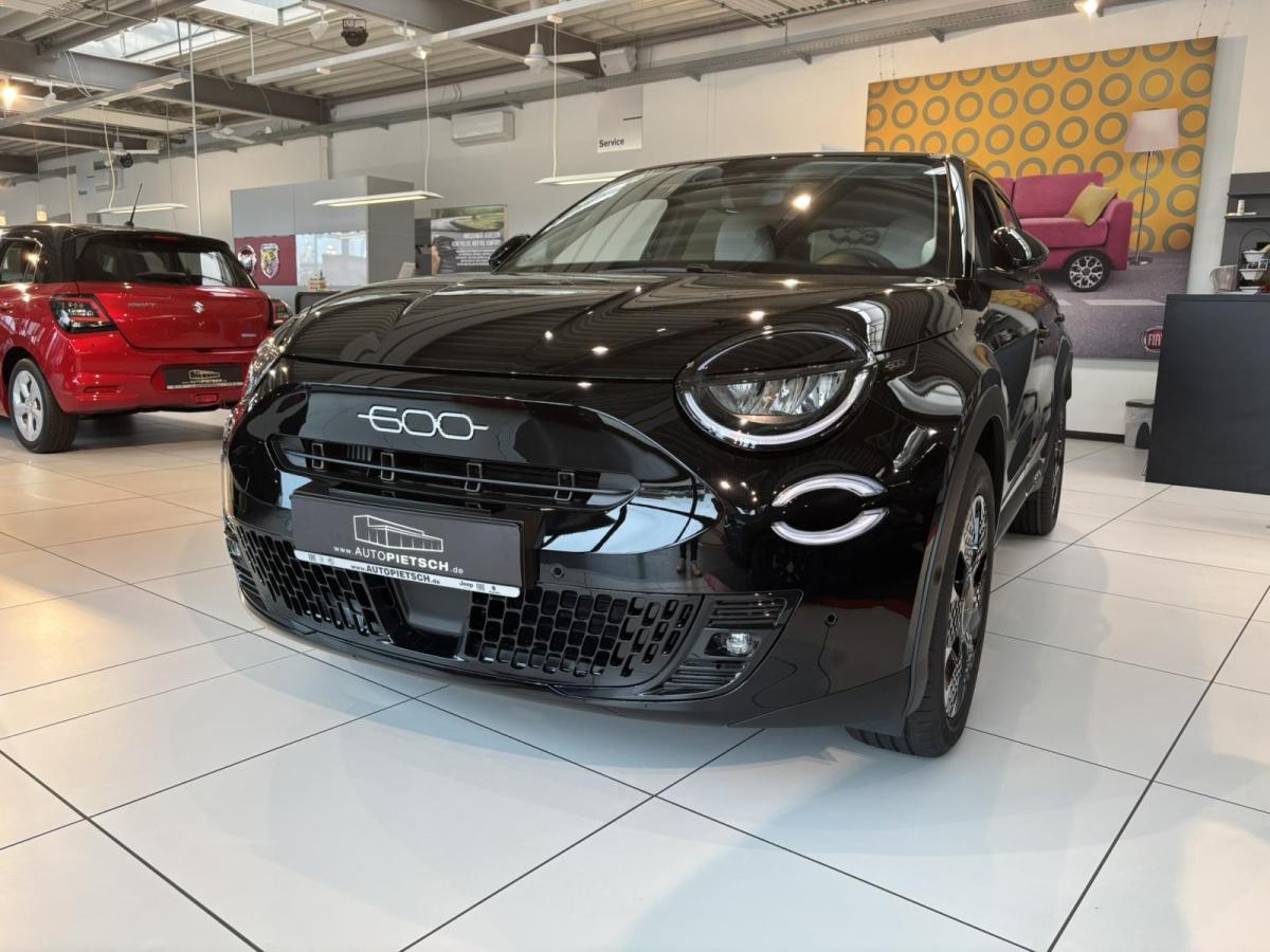 Fiat 600 1.2 Hybrid T3 107 kW DCT La Prima