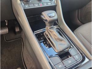 Skoda Karoq 4x4 ACC AHK RFK Winter NAVI Assistenz +