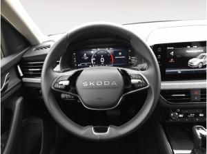 Skoda Kamiq 1.5 TSI Selection AHK ACC Navi PDC CarPlay