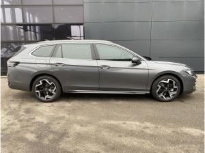 Volkswagen Passat 2.0 TDI DSG 4M R-Line MATRIX AHK HUD 360° NAVI