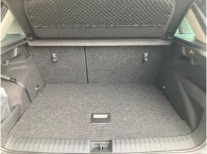 Skoda Kamiq 1.5 TSI Selection LED.NAV.ViC.TEMPO.pACC.AHK.LaneA.SignA.PDC.