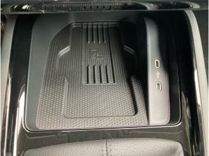 Skoda Kamiq 1.5 TSI Selection LED.NAV.ViC.TEMPO.pACC.AHK.LaneA.SignA.PDC.