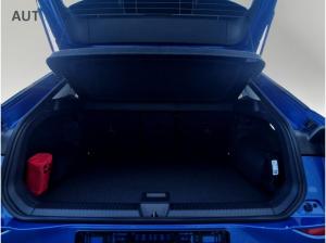 Volkswagen T-Roc Life 1.5 l eTSI DSG 5 JahreGarantie