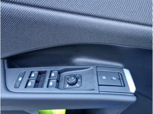 Volkswagen T-Roc Life 1.5 l eTSI DSG 5 JahreGarantie