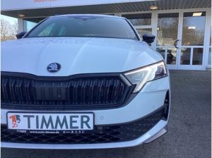 Skoda Octavia Combi 2.0 TDI DSG Sportline 18'*AHK*DCC*