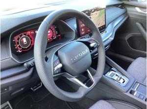 Skoda Octavia Combi 2.0 TDI DSG Sportline 18'*AHK*DCC*