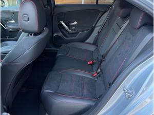Mercedes-Benz A 200 Limousine AMG Distronic Multibeam Panorama