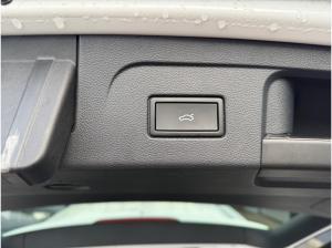 Volkswagen Touran GOAL 1.5 TSI DSG LED NAVI 7 SITZE AHK SHZ PDC LM ZV