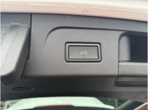 Volkswagen Touran GOAL 1.5 TSI DSG LED NAVI 7-SITZE AHK SHZ PDC LM ZV