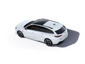 Peugeot 308 SW GT HYBRID 145 DSC6