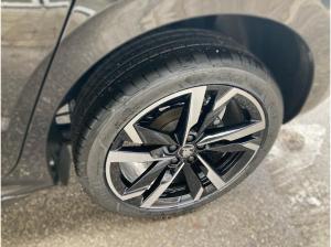 Skoda Kamiq Monte Carlo 1.5TSI MATRIX.DSG.NAV.ASSIST+.AHK.PANO.KAM.WINTER.eHECK