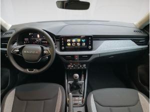 Skoda Kamiq Tour 1.0TSI LED.SignA.PDC.WIRELESS.AHK.SmartLink+.DAB