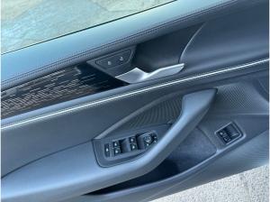 Volkswagen Passat Variant Business 1.5 eHybrid MATRIX EASYOPEN