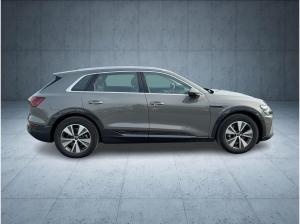 Audi Q8 e-tron advanced 50 qu. PANO HUD AHK Matrix 19