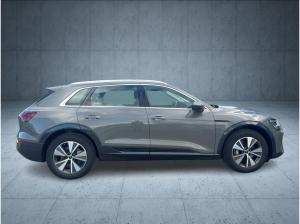 Audi Q8 e-tron advanced 50 qu. PANO HUD AHK Matrix 19