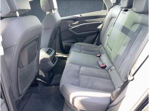 Audi Q8 e-tron Sportback S line 55 qu. Luft PANO HUD