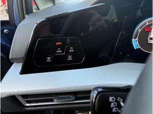 Volkswagen Golf VIII 1.5 TSI GJR+ACC+SHZ+PDC+LED+CARPLAY