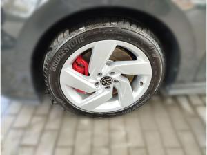 Volkswagen Golf VIII 2.0 TSI DSG GTI Navi LEDPlus DAB+ FrontAssist