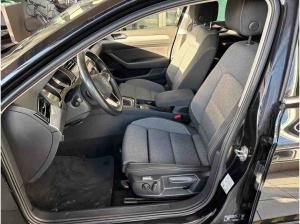 Volkswagen Passat Variant Business 2.0 TDI DSG / Navi, AHK