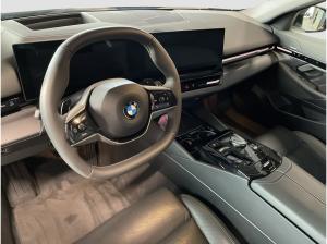 BMW 520 d xDrive Touring AHK/Standheizung **inkl. Winterräder**