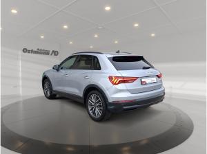Audi Q3 35 TFSI AHK 19 Sportsitze CarPlay Ambiente