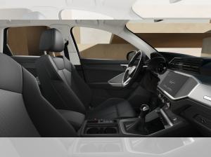 Audi Q3 35 TFSI AHK 19 Sportsitze CarPlay Ambiente