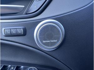 Alfa Romeo Stelvio Veloce Q4 AHK