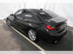 BMW 320 i M Sportpaket*AHK*360 Kamera* uvm.