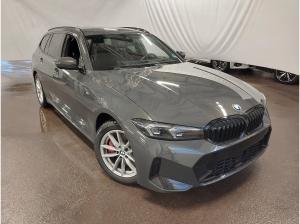 BMW 330 i Tour. xDri., verf. ab März 2026 "M Sport Pro", Dri. Ass., Park. Ass.+,  HiFi., Keyless., Head Up.,