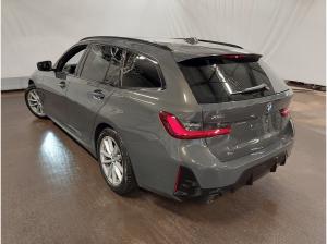 BMW 330 i Tour. xDri., verf. ab März 2026 "M Sport Pro", Dri. Ass., Park. Ass.+,  HiFi., Keyless., Head Up.,