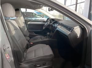 Volkswagen Passat Var.2.0 TDI DSG Business Kamera Navi