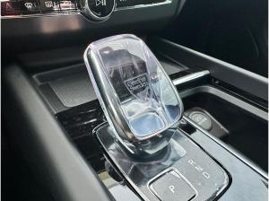 Volvo XC60 B5 Plus Black Edition/ HUD/ PANO/ Sofort!