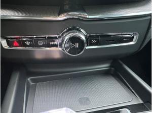 Volvo XC60 B5 Plus Black Edition/ HUD/ PANO/ Sofort!